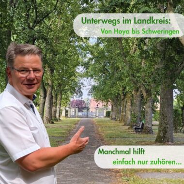 Auf dem Friedhof in Schweringen: Manchmal hilft einfach nur zuhören.